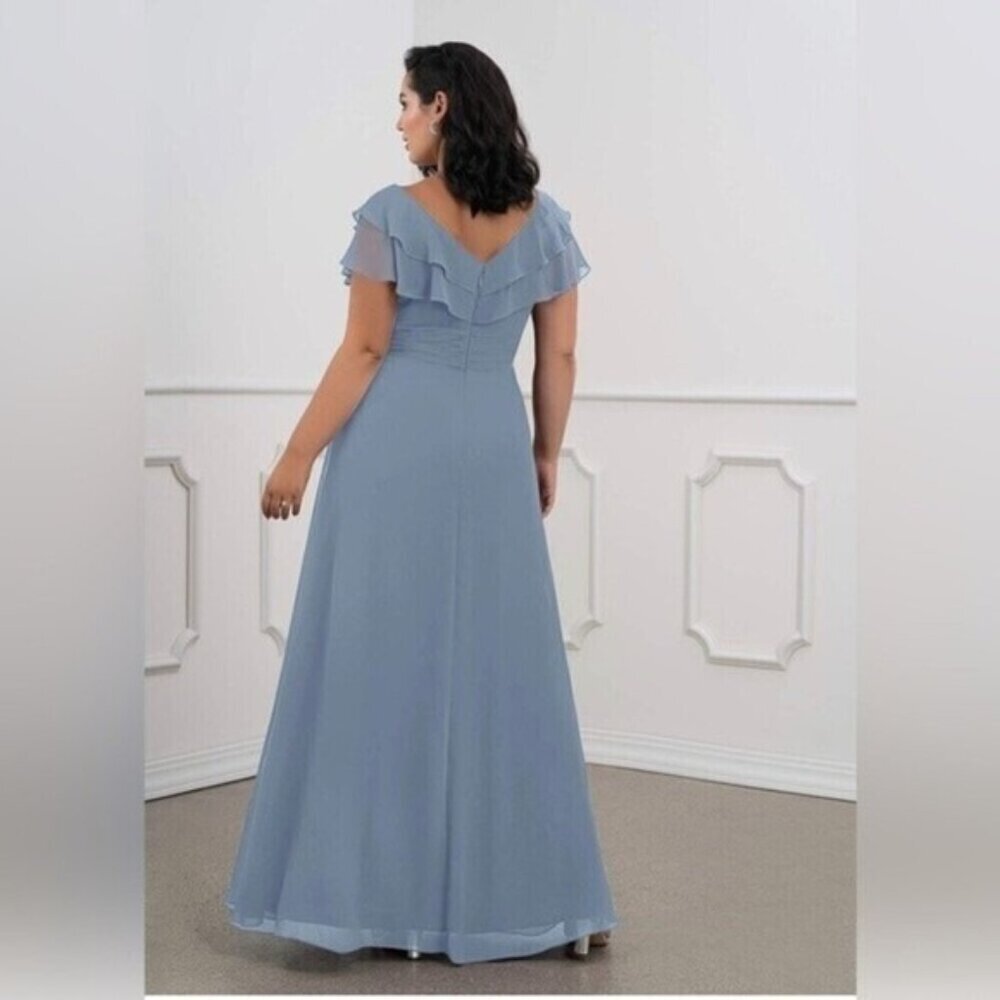 AZAZIE maxi dress A-Line Ruched Chiffon Floor-Length Dress Dusty Blue Size 10 - Picture 3 of 14